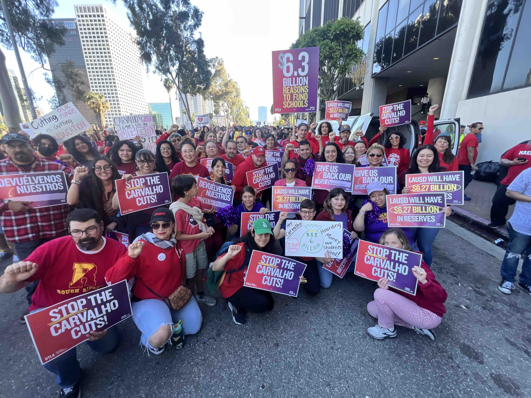 Photo of UTLA members